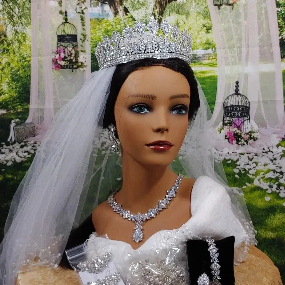 7pc One-Of-A-Kind Bridal Tiara Set for Weddings - Picture 8 of 17